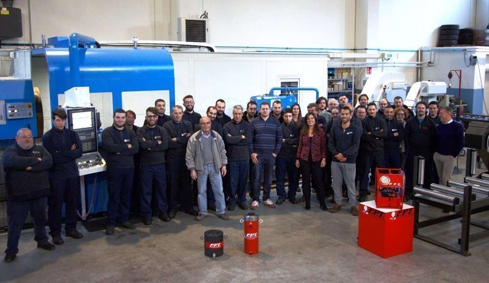 https://tekofficinemeccaniche.it/wp-content/uploads/2019/05/produttore-di-idraulica-alta-pressione.jpg